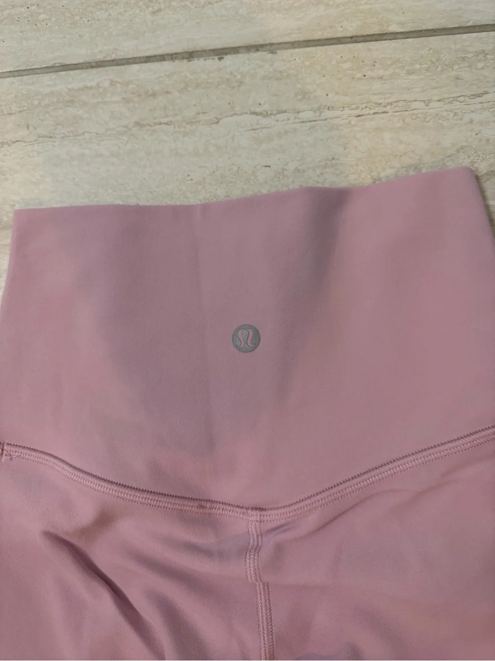 Women’s Lululemon Wunder Train High-Rise Tight 25” Leggings